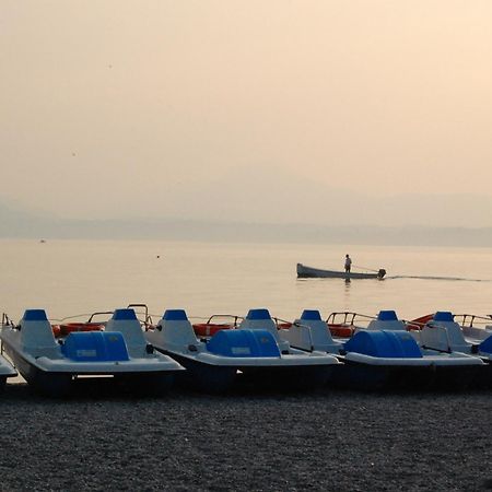 Relais Corte Bergamini Peschiera del Garda Bagian luar foto