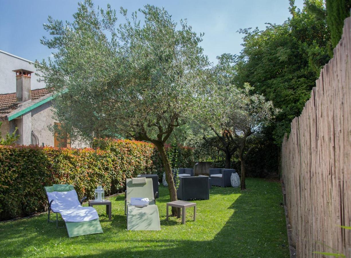 Relais Corte Bergamini Peschiera del Garda Bagian luar foto