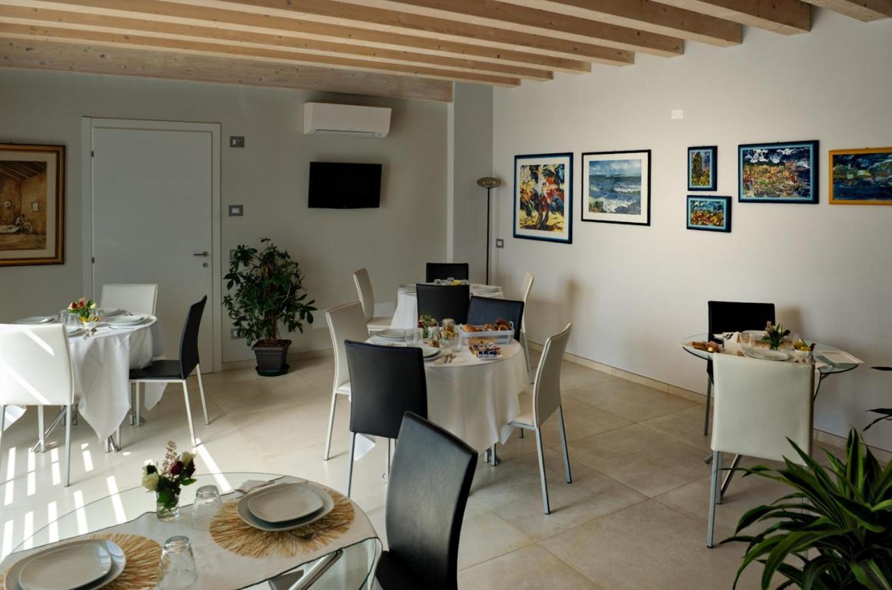 Relais Corte Bergamini Peschiera del Garda Bagian luar foto