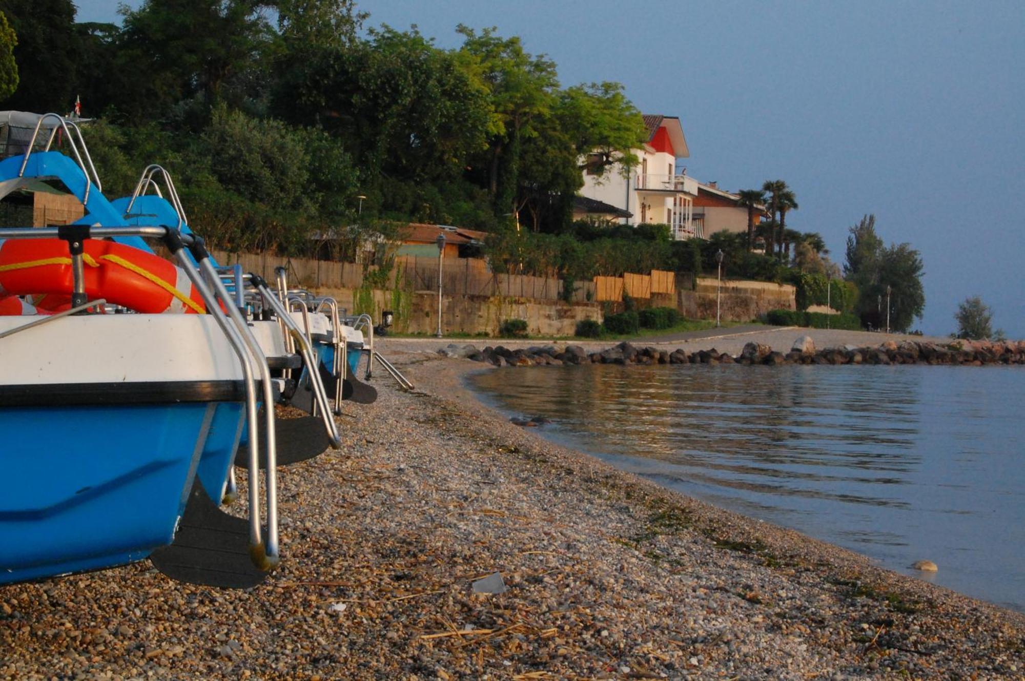 Relais Corte Bergamini Peschiera del Garda Bagian luar foto